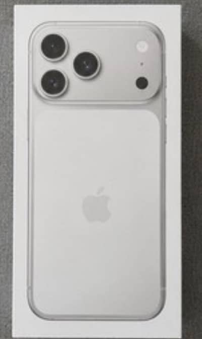 iPhone 17 pro max ( Silver )