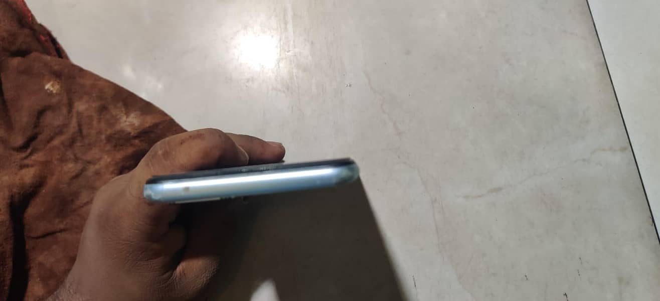 OPPO A76 4