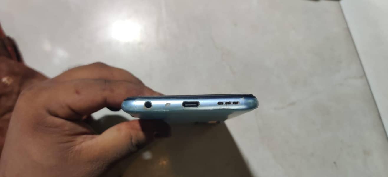 OPPO A76 5