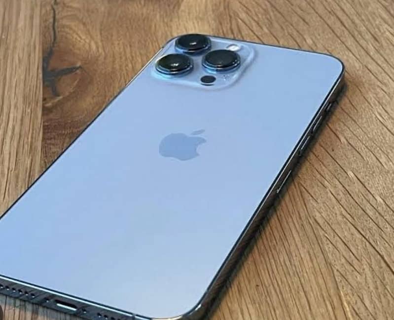 Apple iPhone 13 Pro Max 0