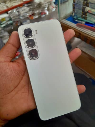 infinix hot 60i6/128