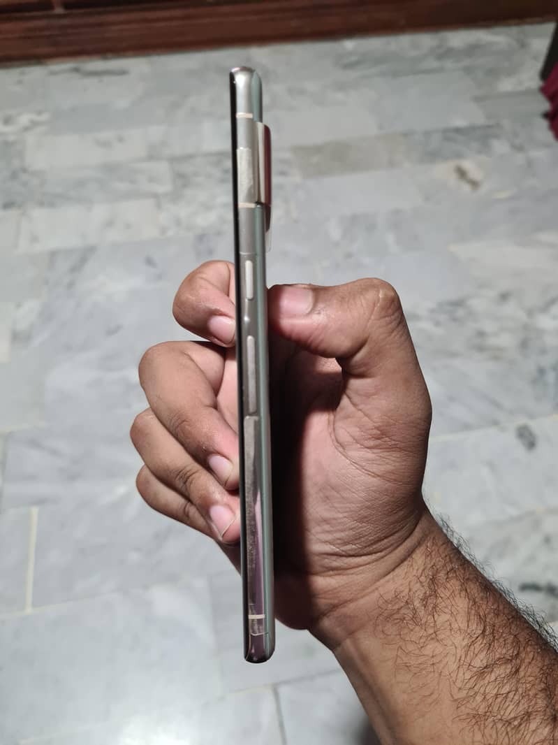 Google Pixel 7 Pro 2