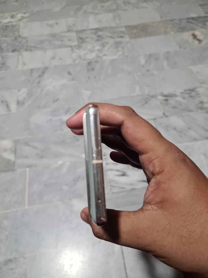 Google Pixel 7 Pro 6