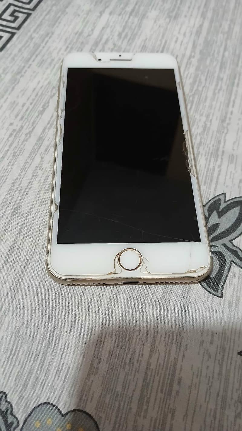 Apple iPhone 7 Plus 0