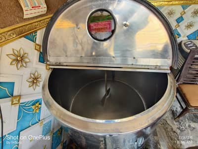 Milk Chiller, Capacity 10 Man, Demand 3.10 Lac