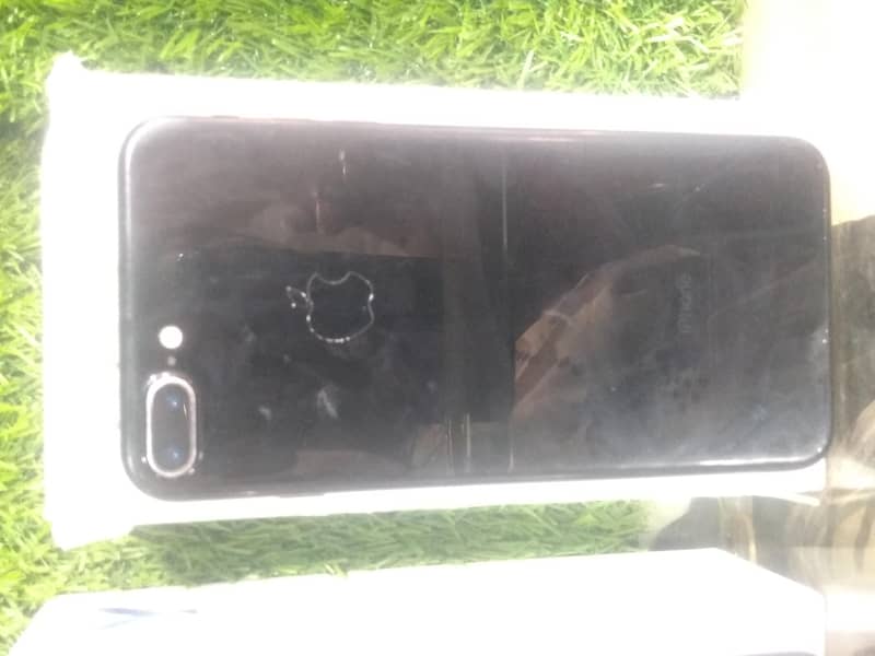 Apple iPhone 7 Plus 7