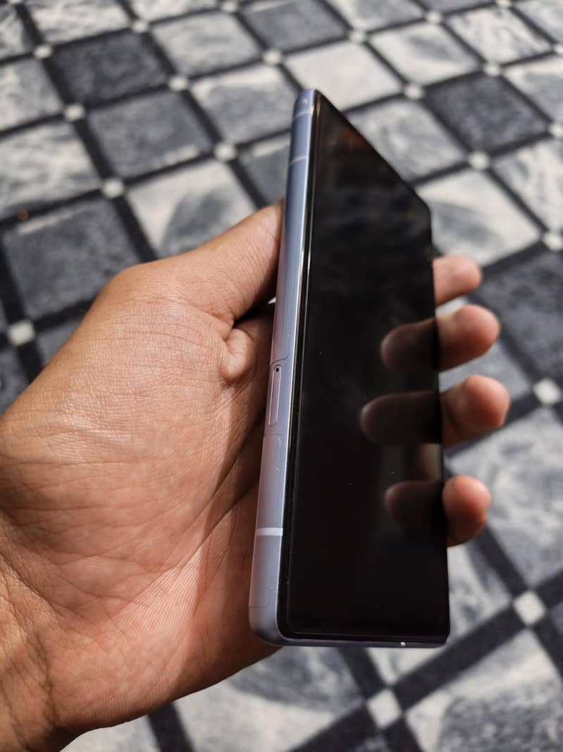 Google Pixel 7a 4