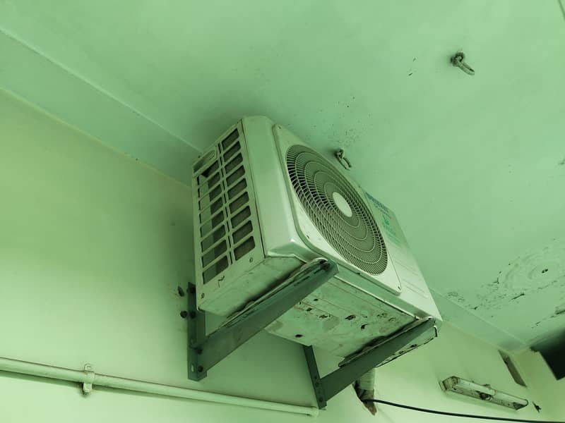 Orient Jupiter Split DC inverter 1