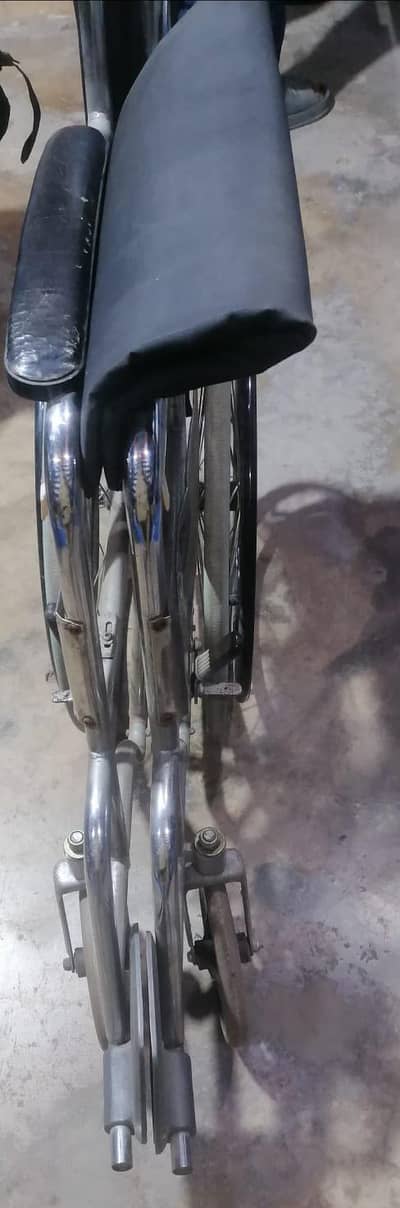 Wheel Chair For Sale In Low Price