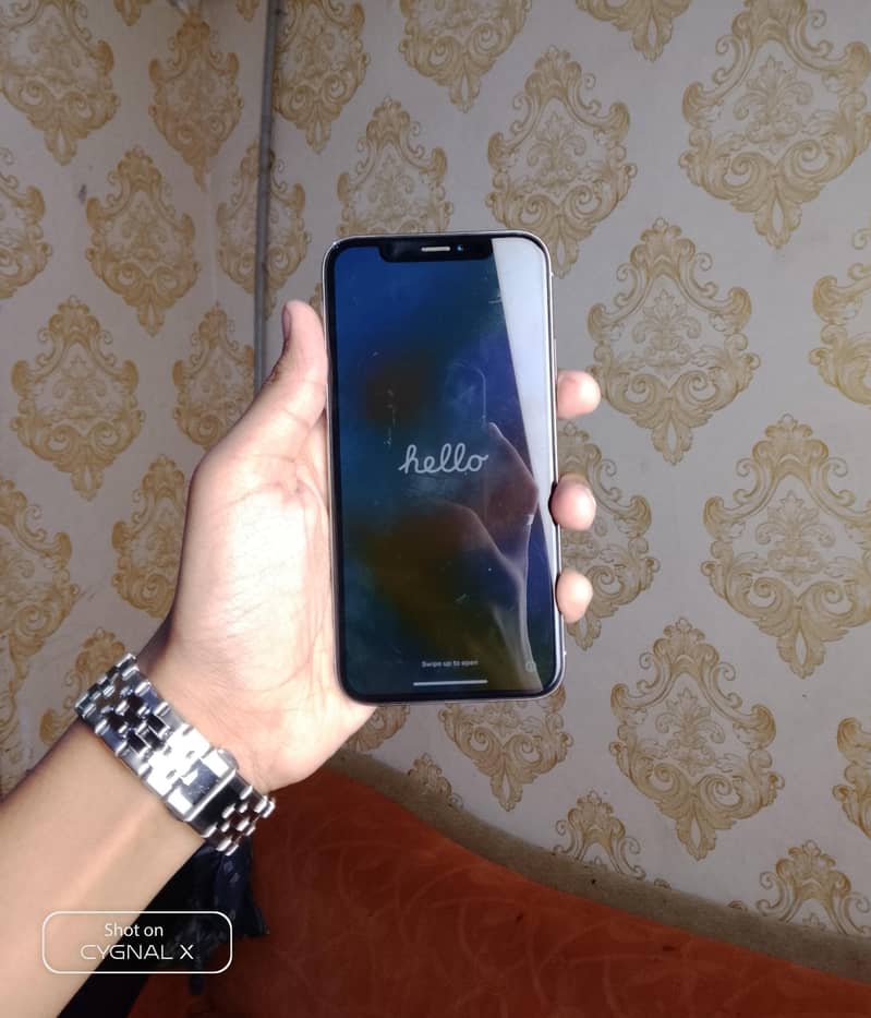 Apple iPhone X 0