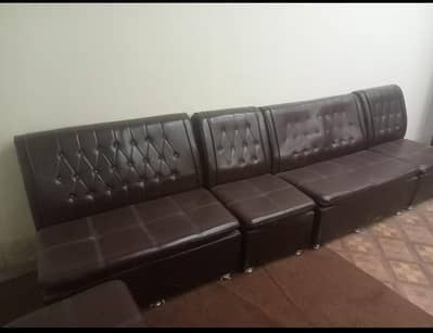 single chair 4000 double chair 8000
