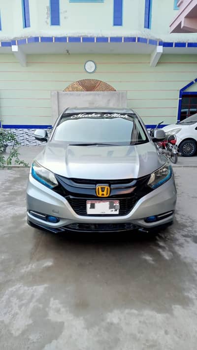 Honda Vezel 2014/22 first owner X urban white interior 