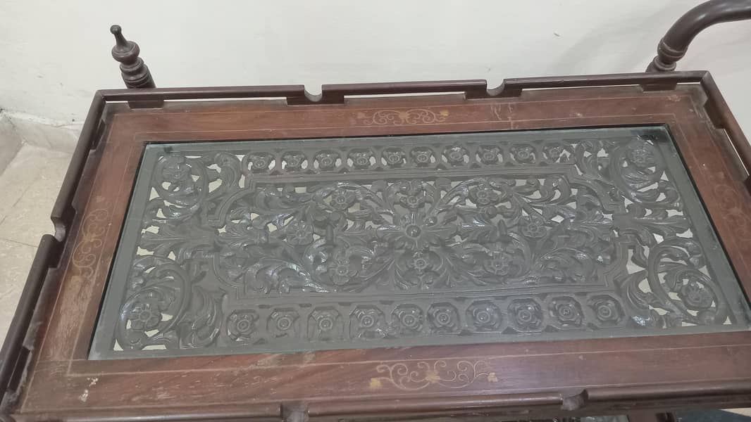 Tea trolley chinioti 1