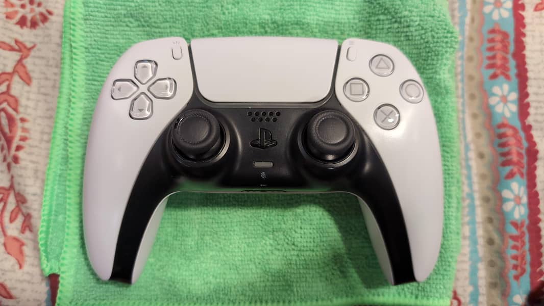 PS5 Controller 0