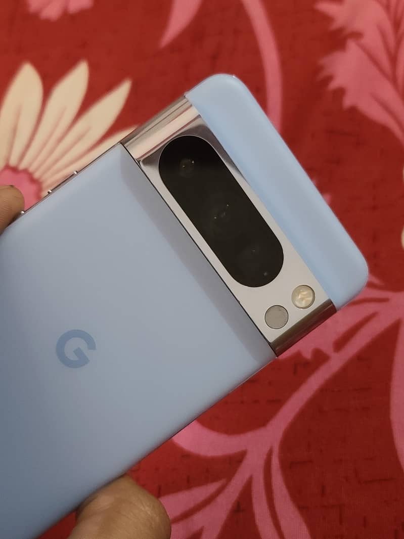 Google Pixel 8 Pro 0