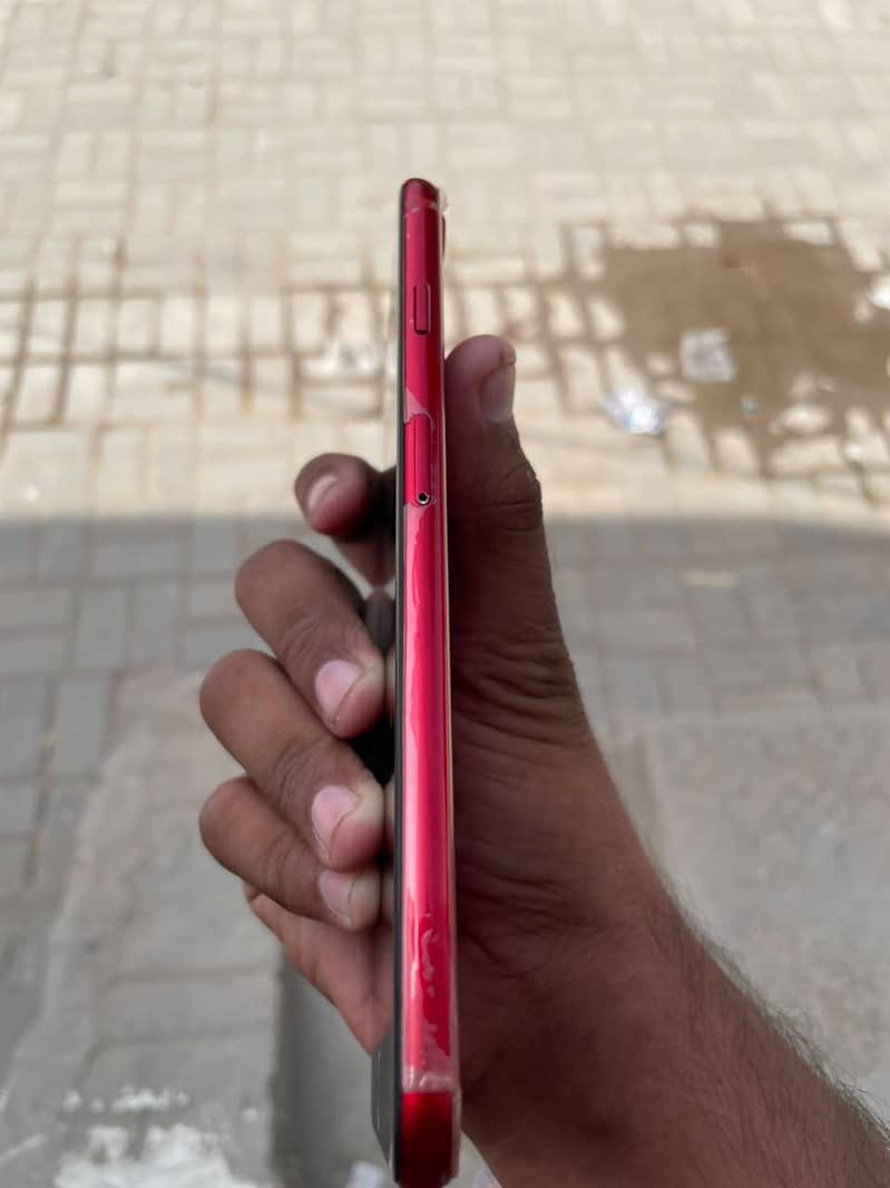 Apple iPhone 8 Plus 0