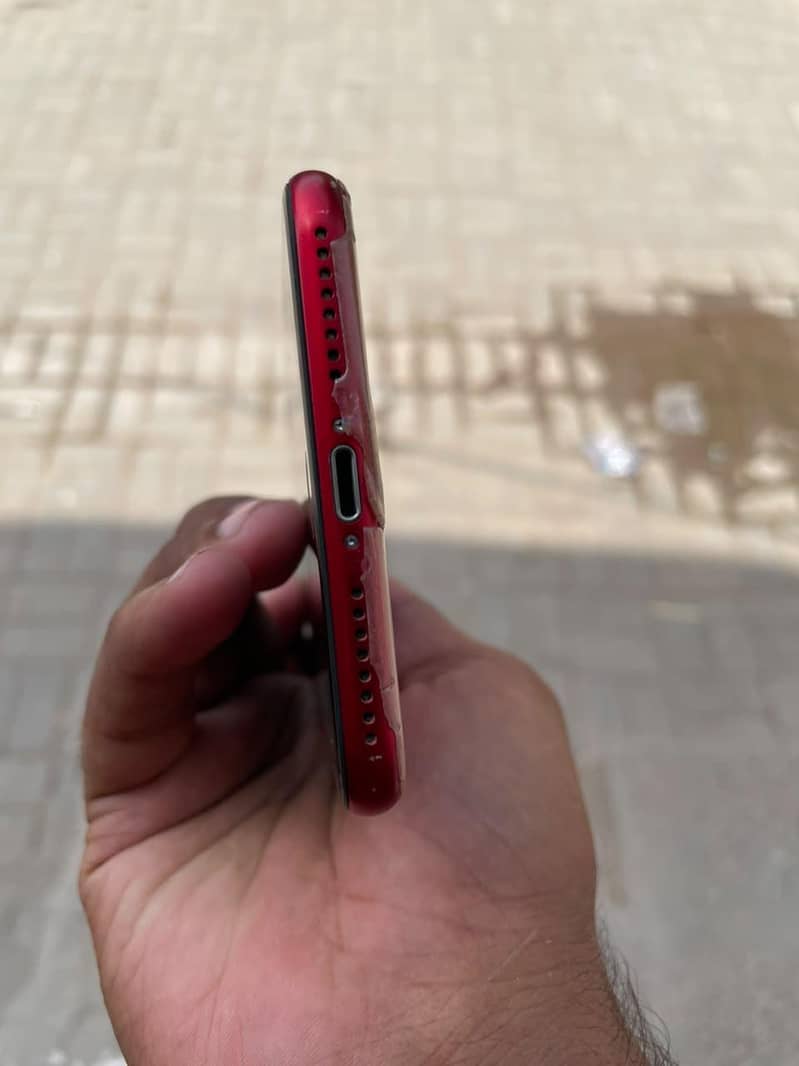 Apple iPhone 8 Plus 1