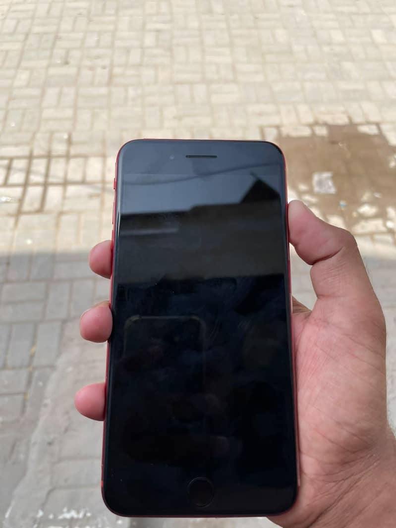 Apple iPhone 8 Plus 2