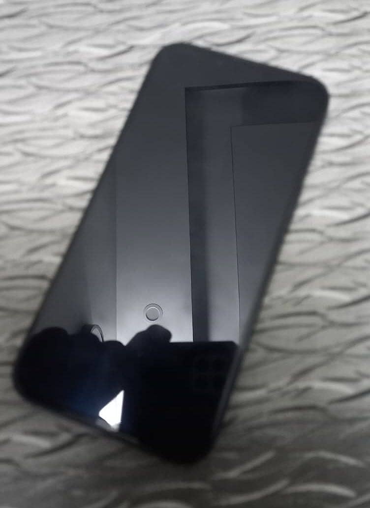 Apple iPhone 13 2