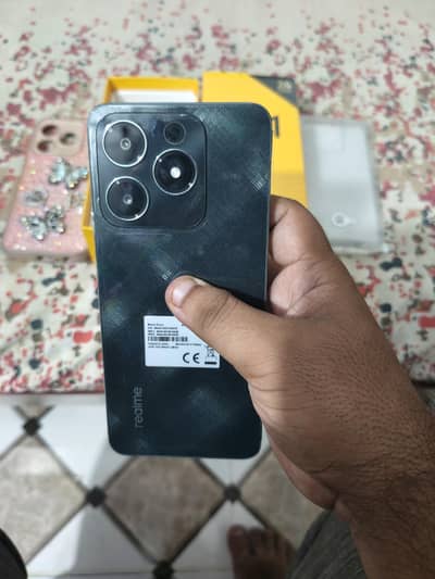 Realme C61
