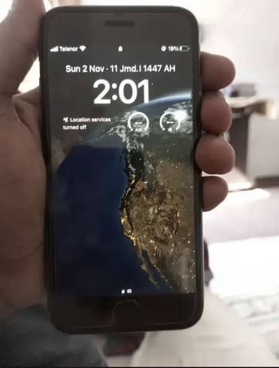 Apple iPhone 8