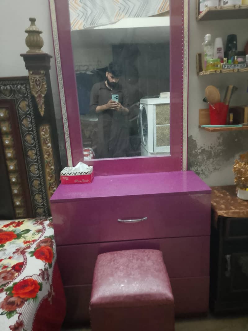 dressing table 2