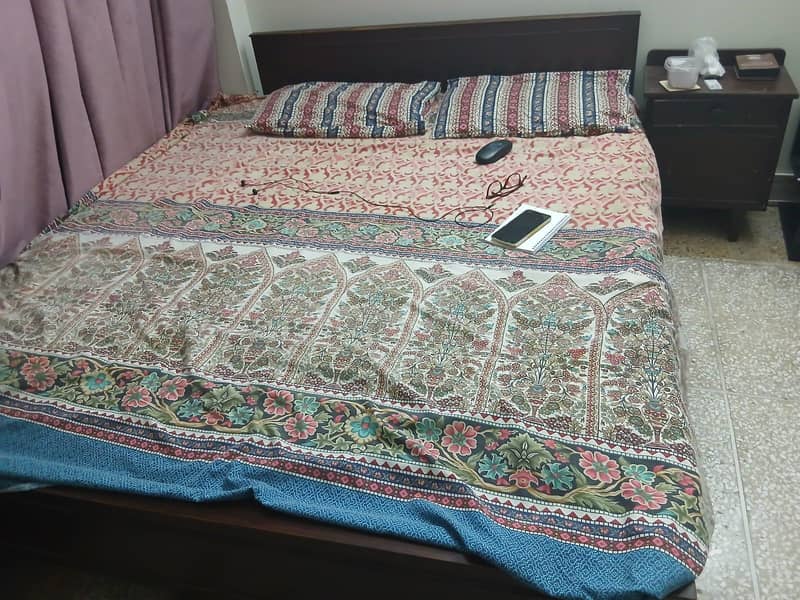 solid  wood bed 2