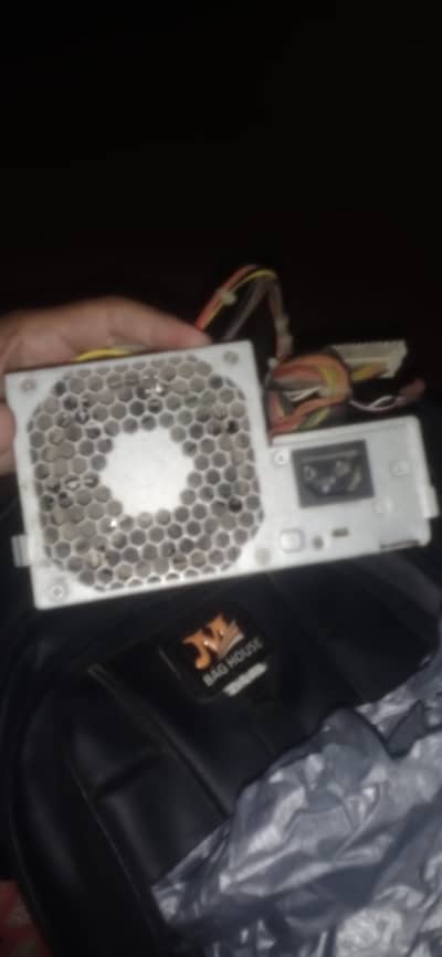 2 power supplys one 300watt and one 250wtt