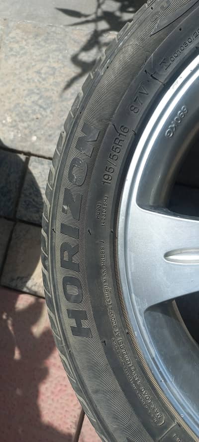 Alloy Rims with  tyres