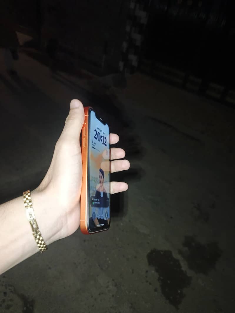iPhone mobile 3