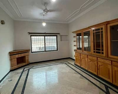 20 Marla Upper Portion For rent In F-11