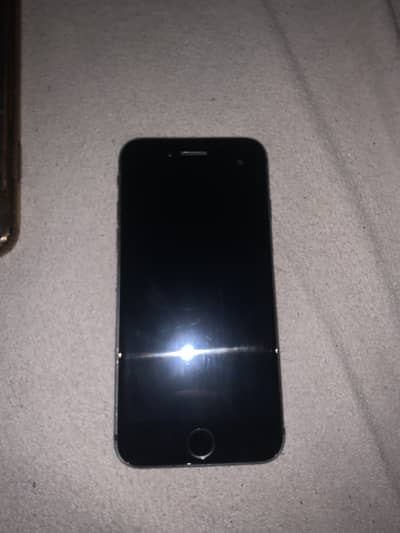 Apple iPhone 8