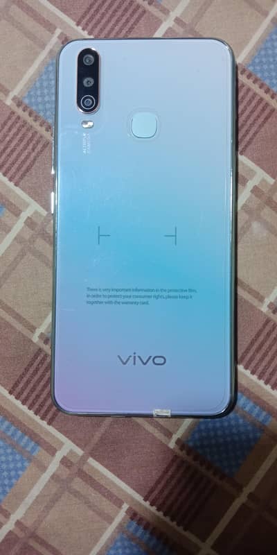 Vivo Y17