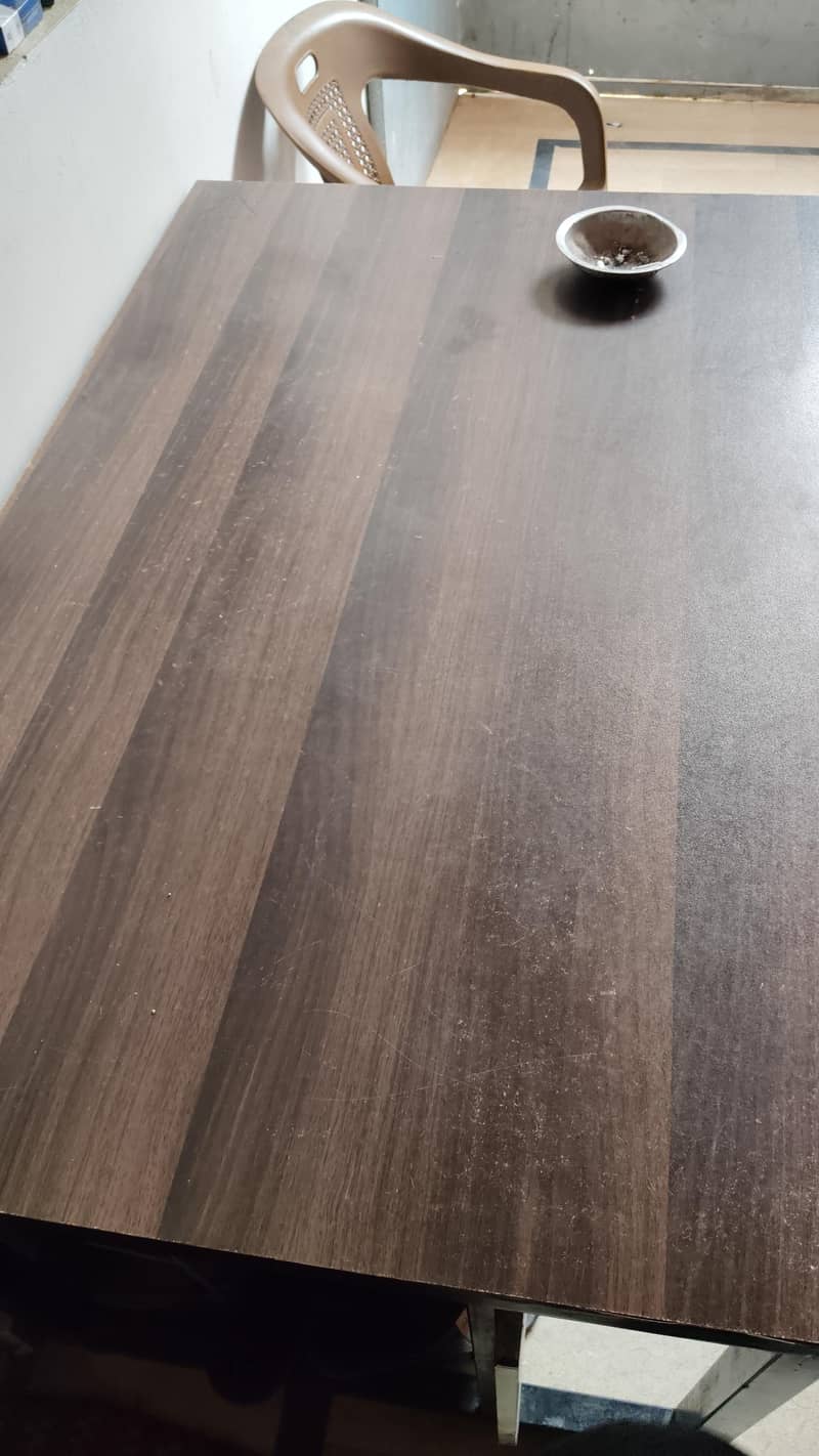 computer table with MS frame good condition 3