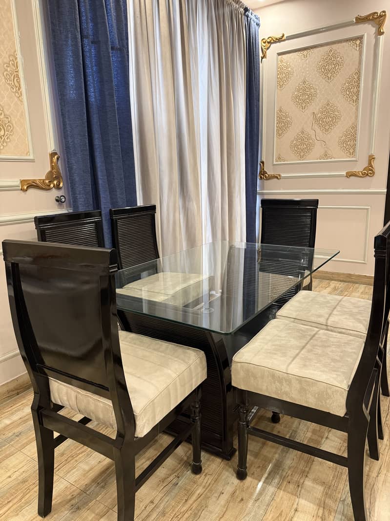 6 seater dining table 1