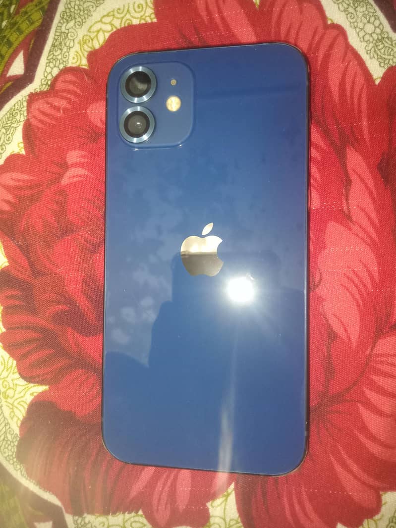 Apple iPhone 12 3