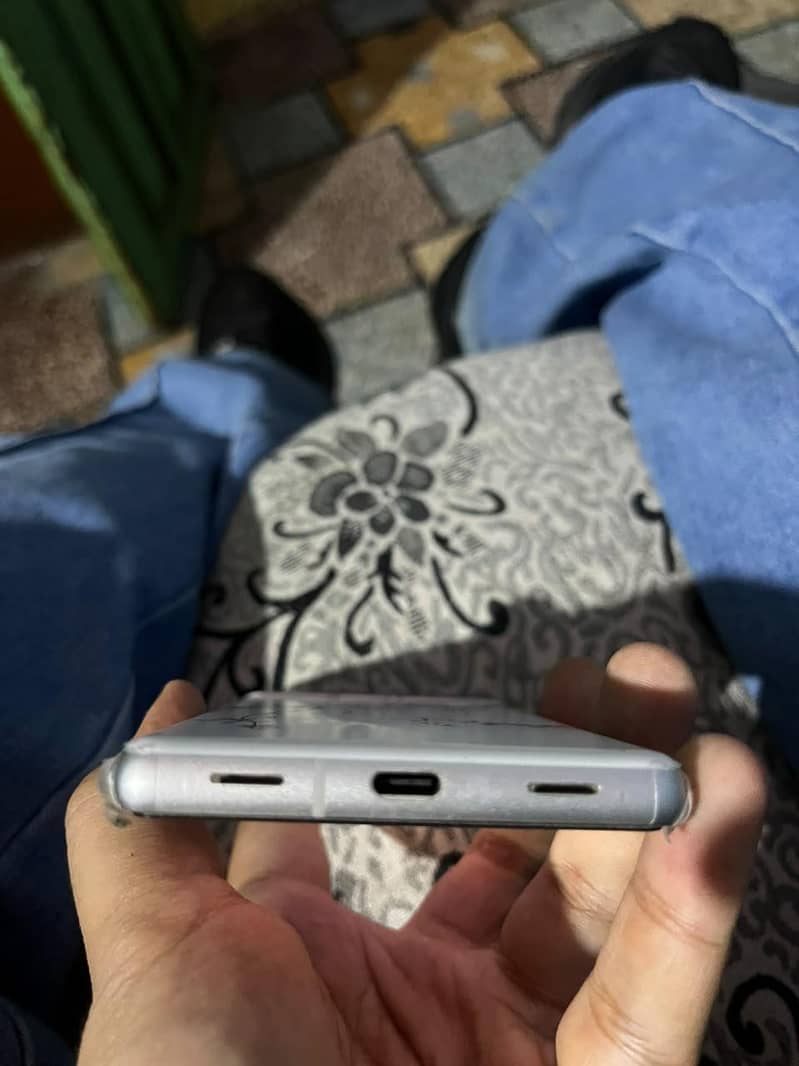Google Pixel 7a 2