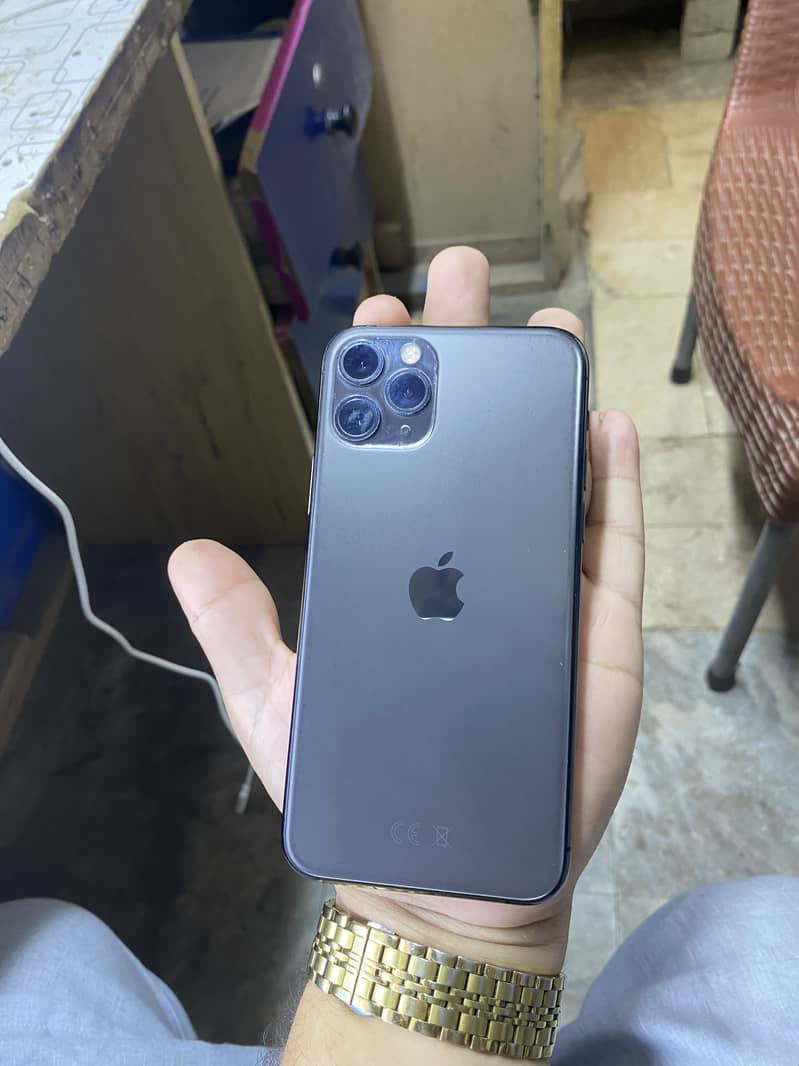 IPhone 11 Pro 1