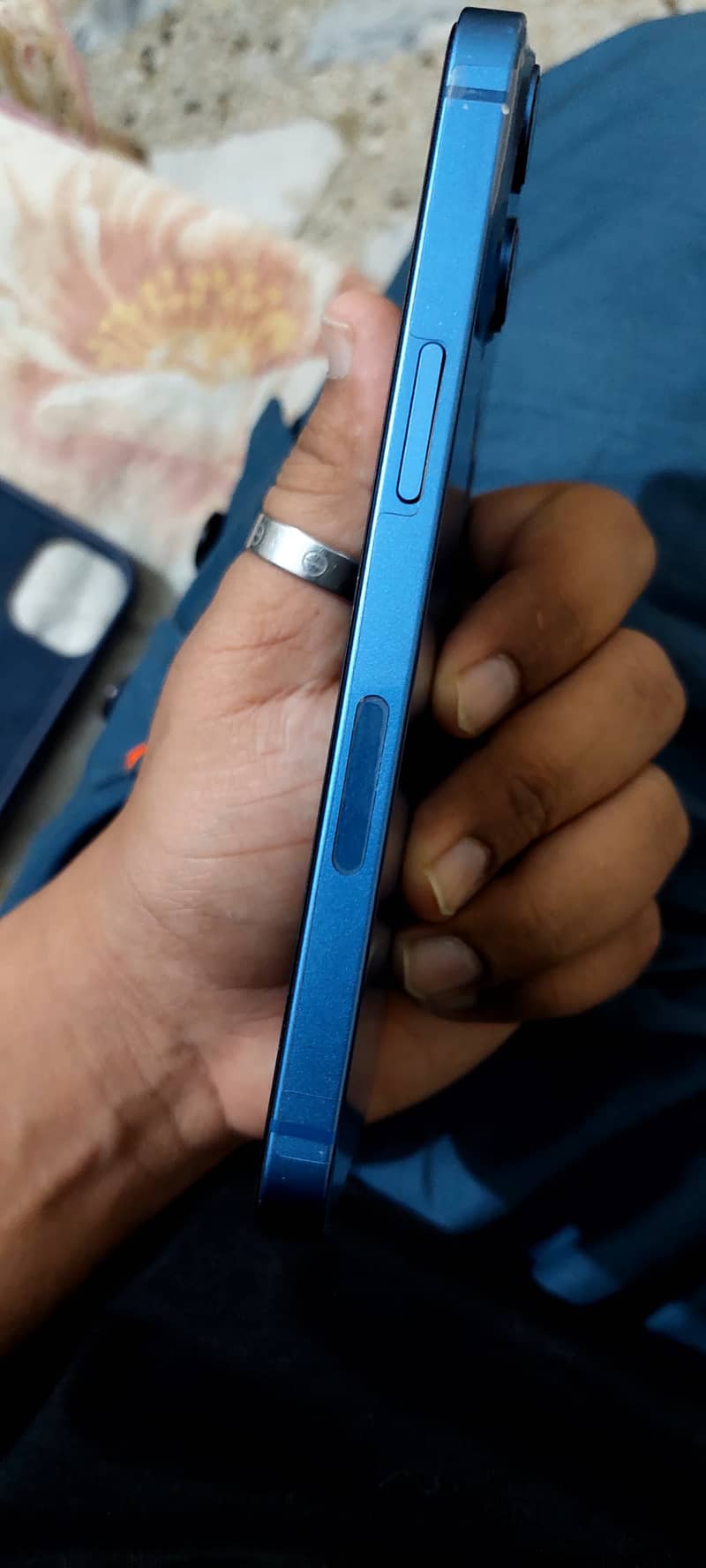iPhone 13 5