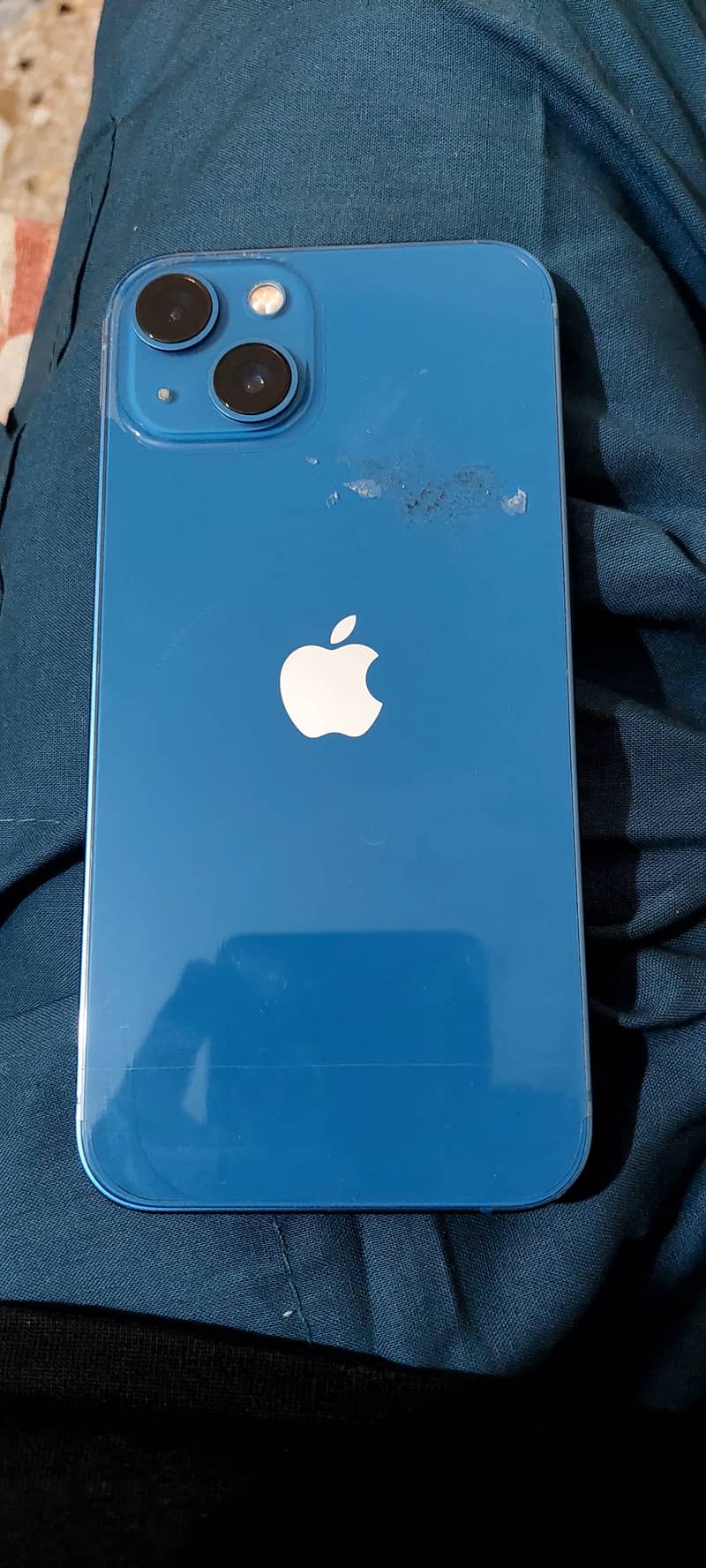 iPhone 13 8