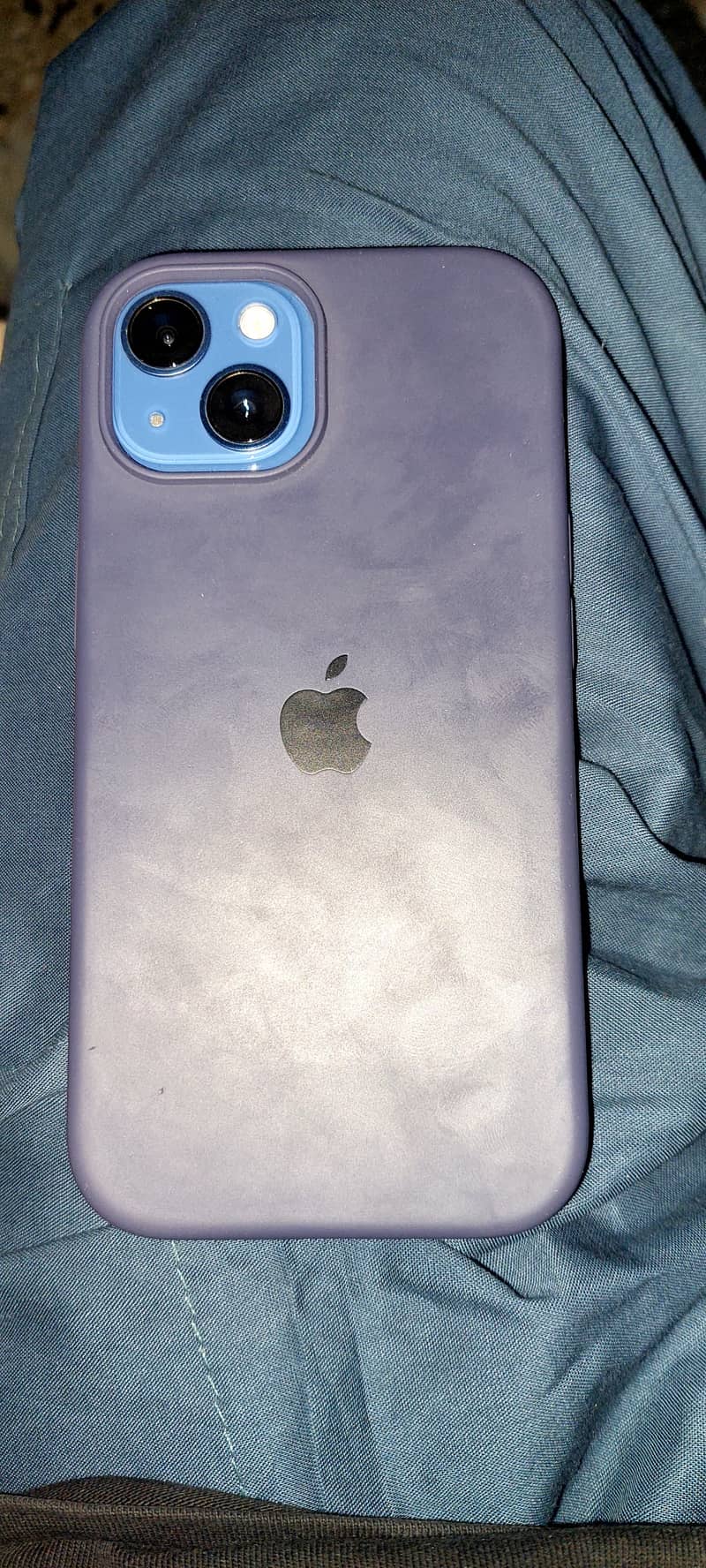 iPhone 13 11