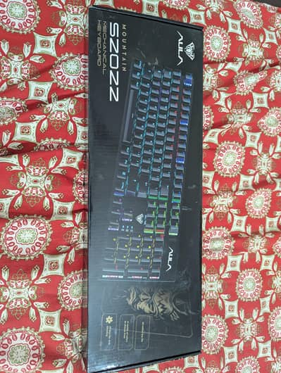 aula Mountain s2022 mechanical gaming keyboard very slightly used