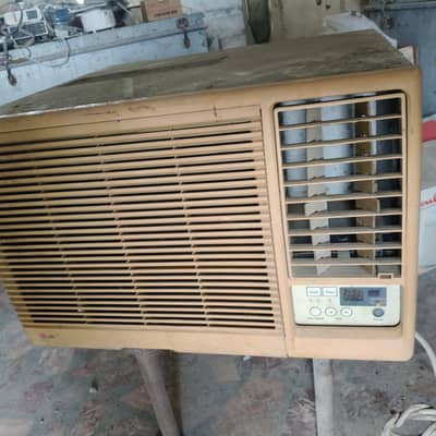 LG brand 1.0 ton window AC
