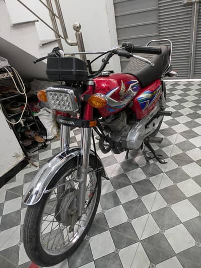 Honda CG 125 2022 Model | Excellent Condition | Lahore Registration