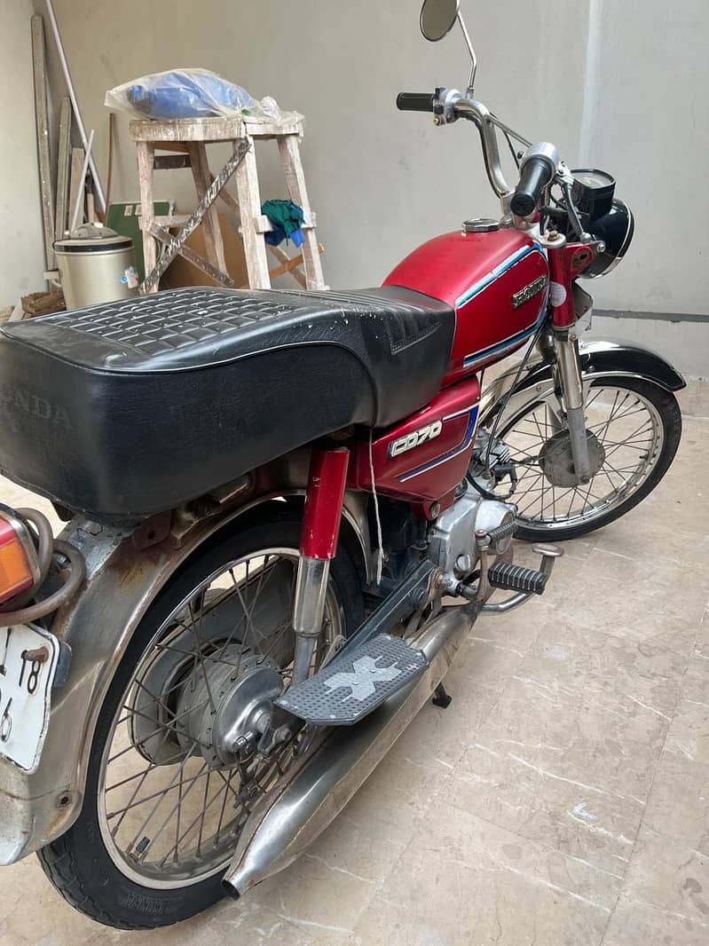 Honda CD-70 Pointer 5