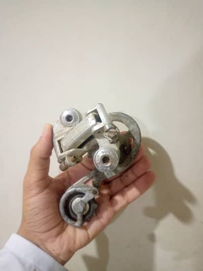 Shimano sun tour gear changer for sport cycle