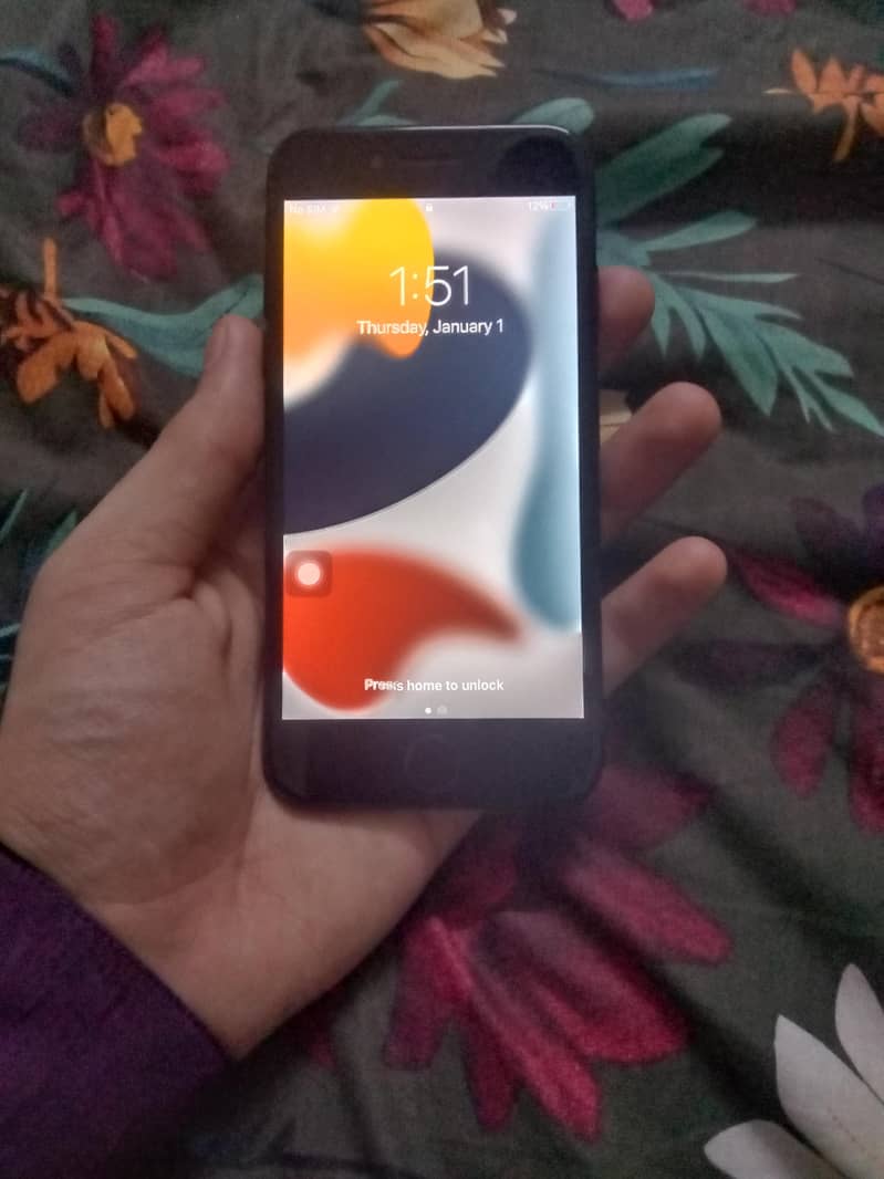 Apple iPhone 7 2