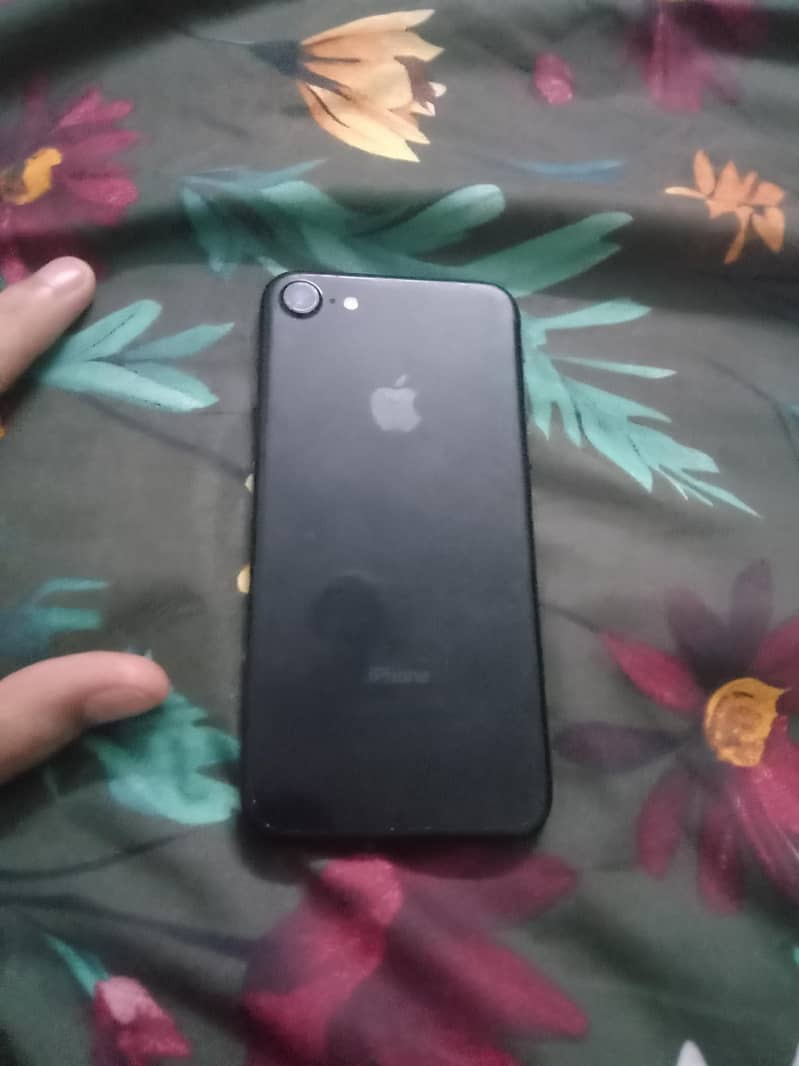 Apple iPhone 7 6