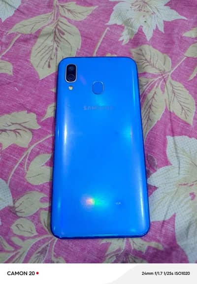 Samsung Mobile A40