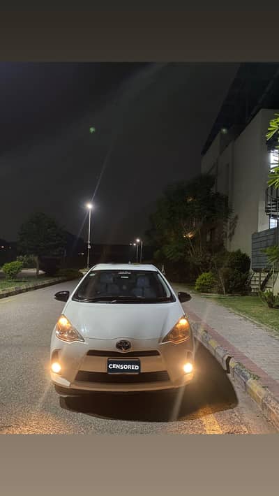 Toyota Aqua 2013